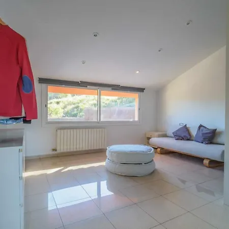 Mas Mestre Con Capacidad De 6 A 8 Huespedes Cerca De Sitges Holiday home *