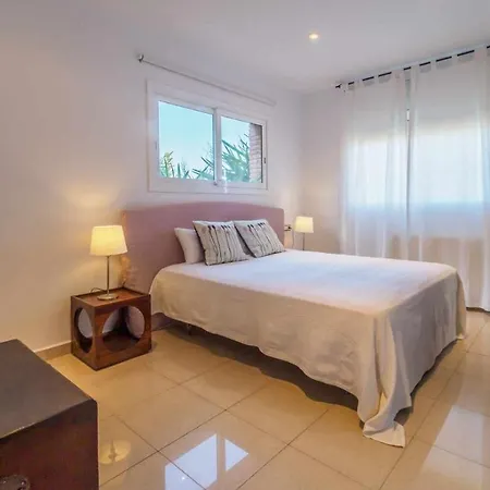 Mas Mestre Con Capacidad De 6 A 8 Huespedes Cerca De Sitges Holiday home *